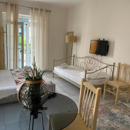 Mimi'S Apartments วญอเรอ ภายนอก รูปภาพ